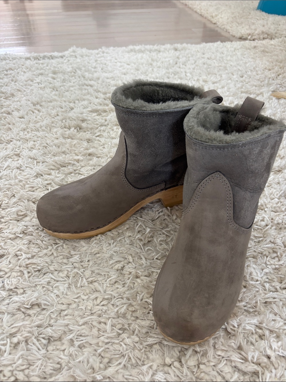 No 6 Shearling-Lined clog Boots